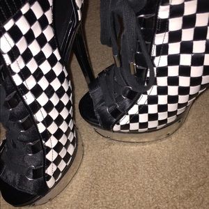 Steve Madden Keyshia Cole Platform bootie/heel